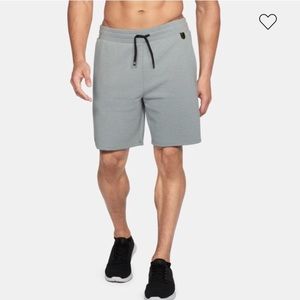 under armour Unstoppable knit short NWOT